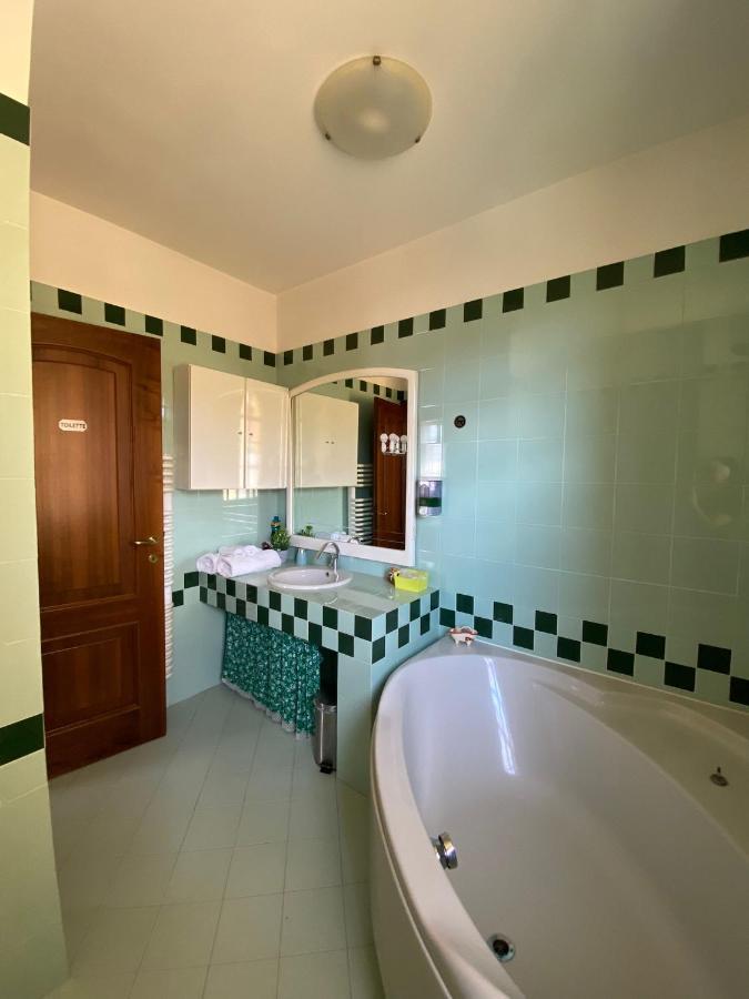 Villa Aurora Quargnento Ngoại thất bức ảnh
