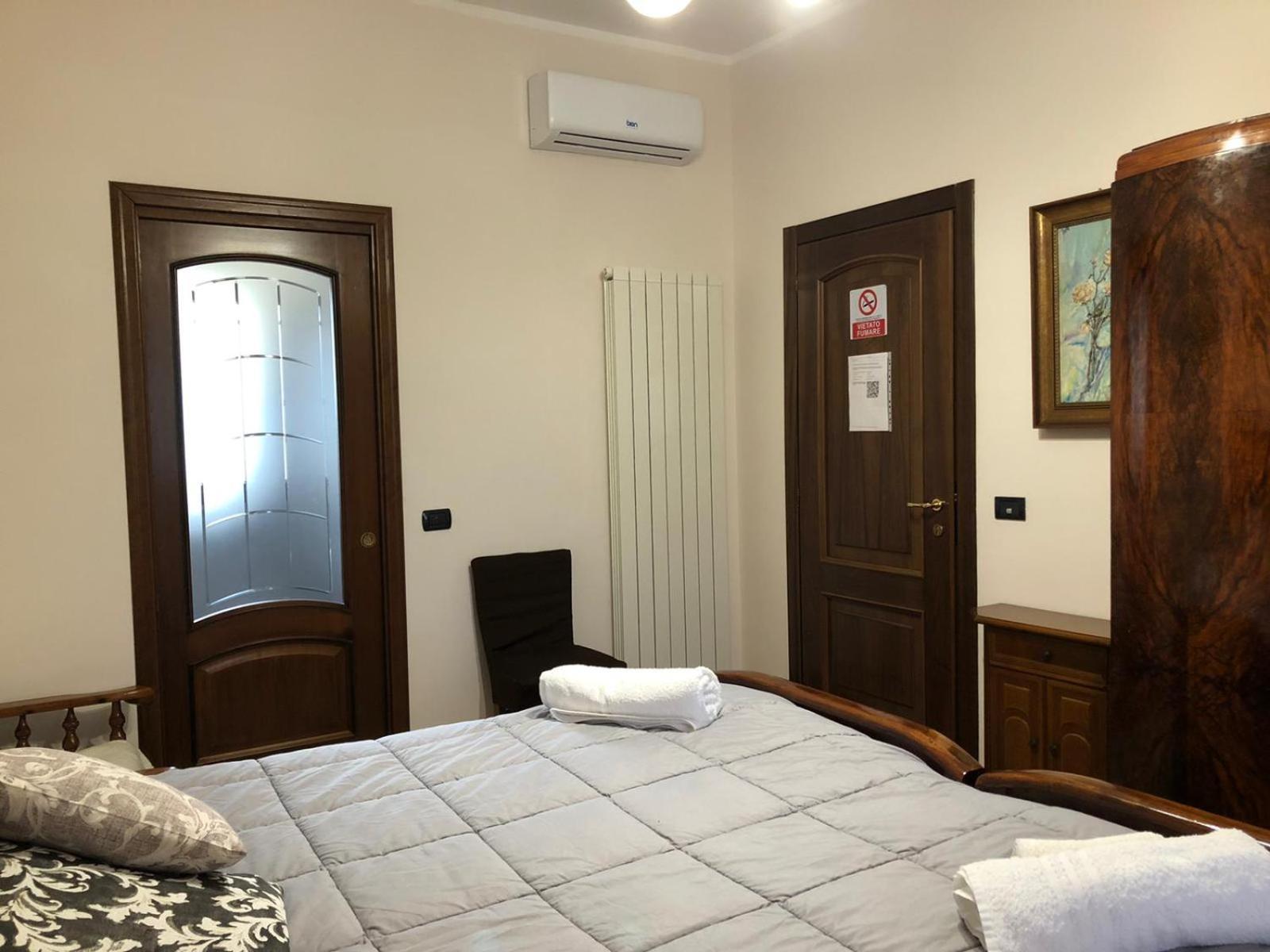 Villa Aurora Quargnento Phòng bức ảnh